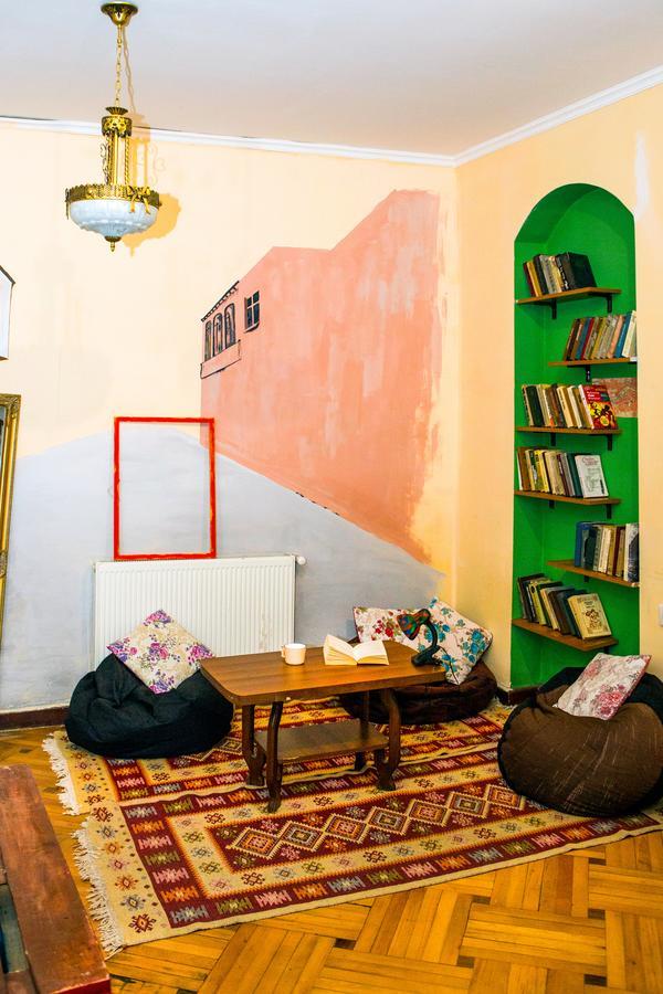 Patio Hostel Tbilisi Eksteriør bilde