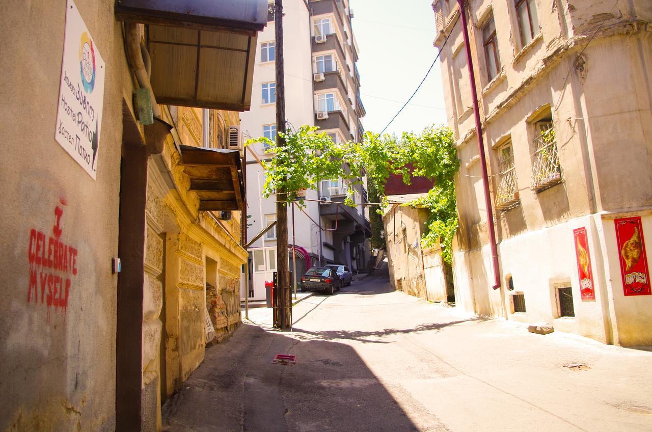 Patio Hostel Tbilisi Eksteriør bilde