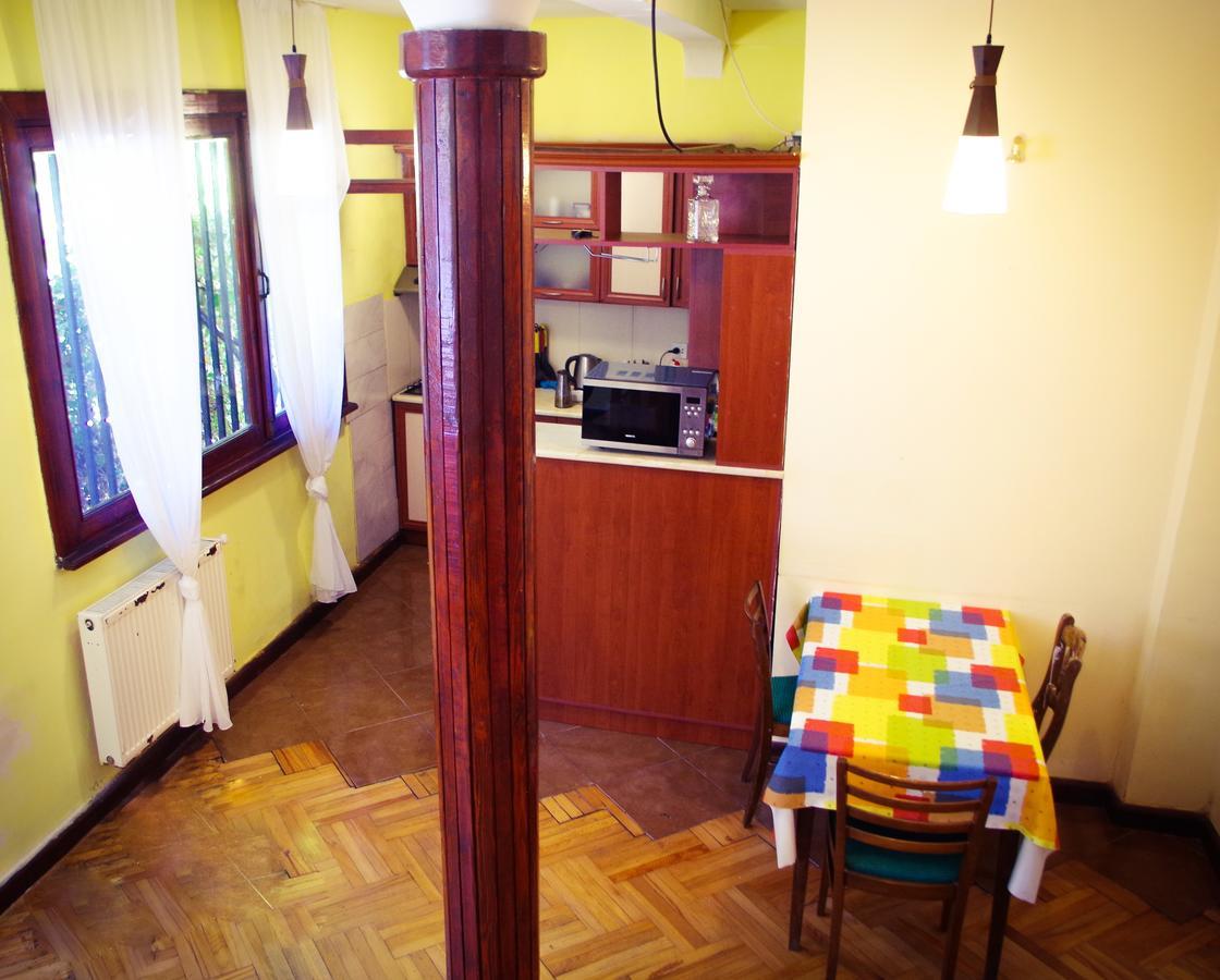 Patio Hostel Tbilisi Eksteriør bilde